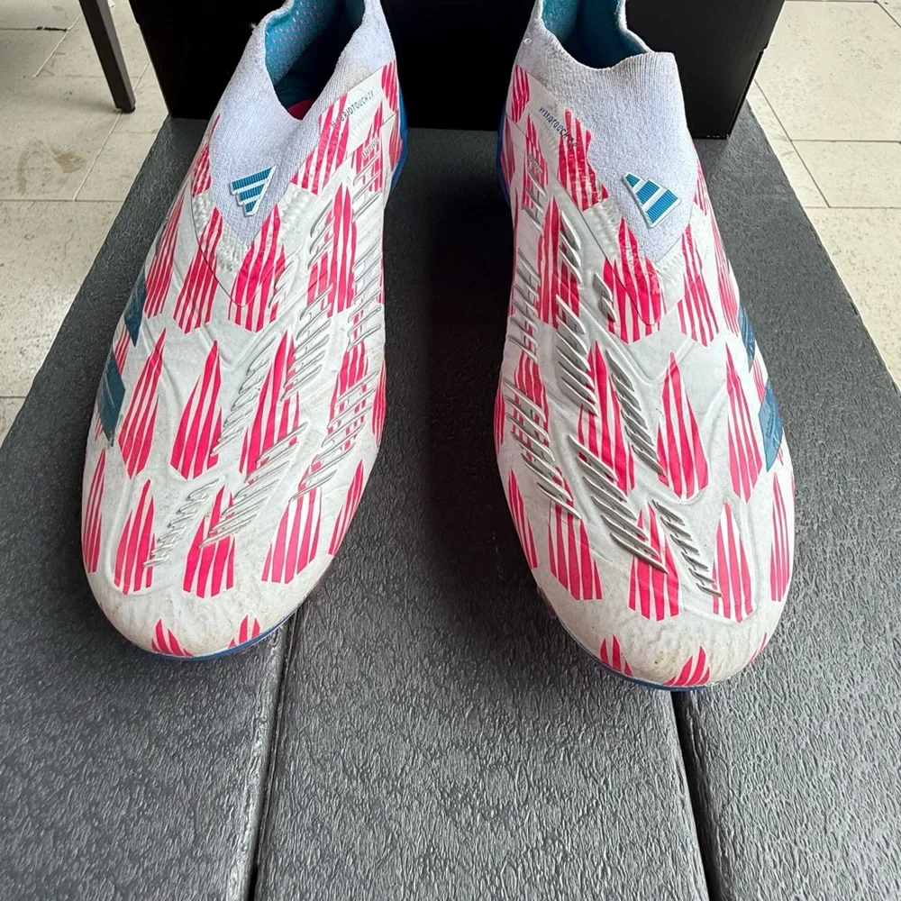 Adidas Predator Elite Laceless FG solar blue/solar pink soccer cleats Size 8 1/2 - Picture 2 of 9